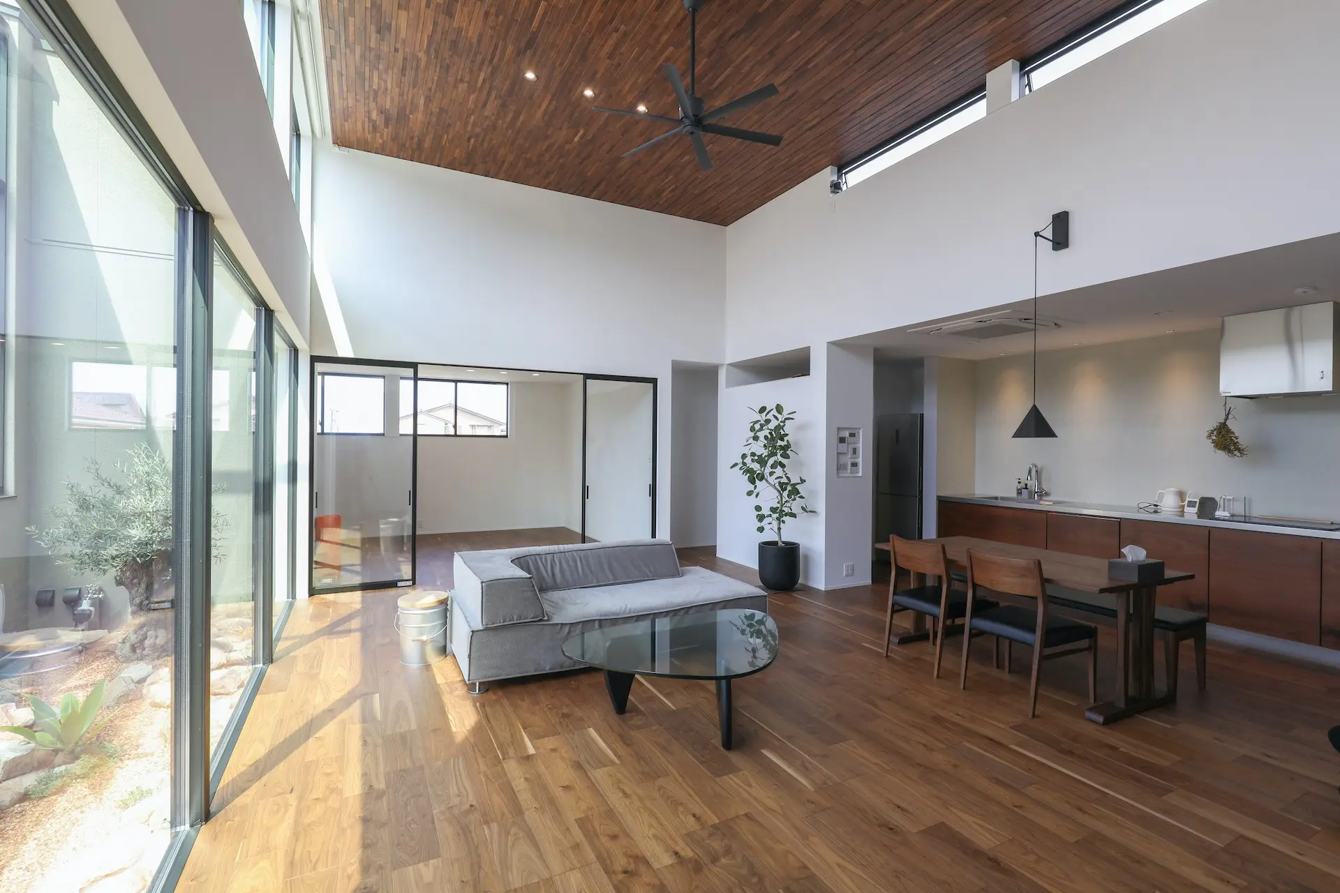 カーテンがいらない平屋の家 1