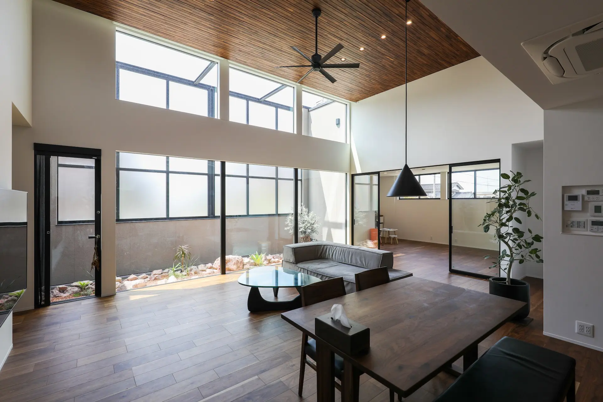 カーテンがいらない平屋の家 2